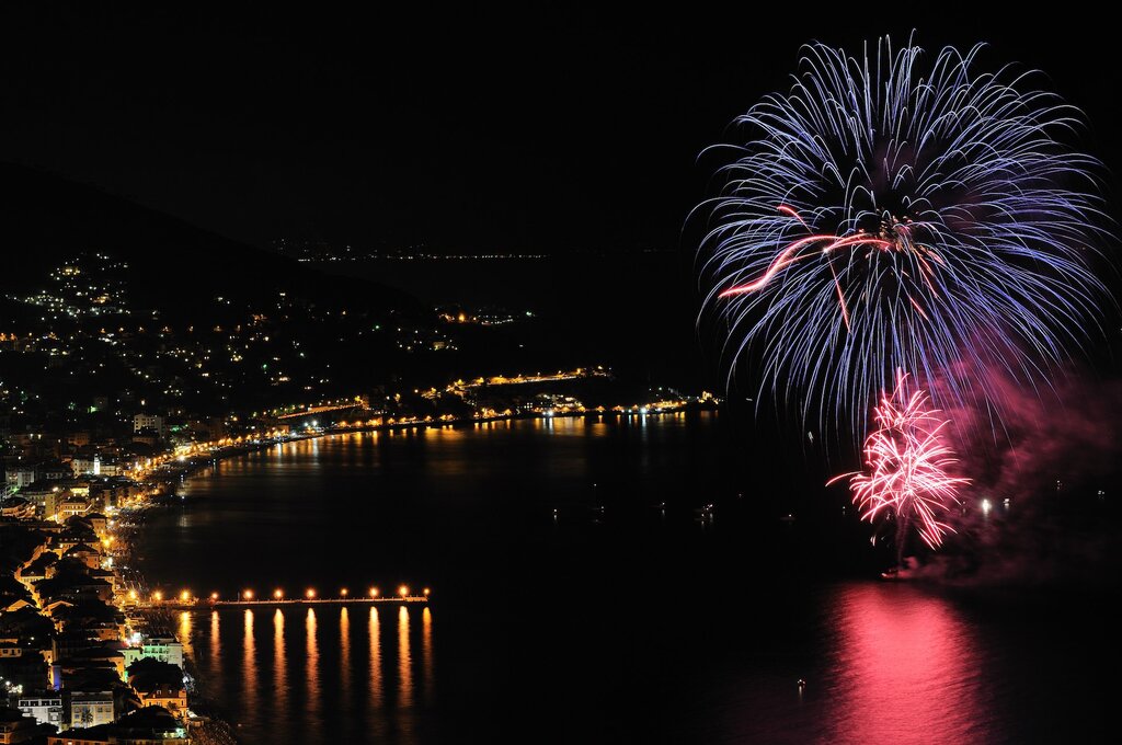 Ferragosto e i fuochi d'artificio di Alassio | © Archivio foto visitalassio.com