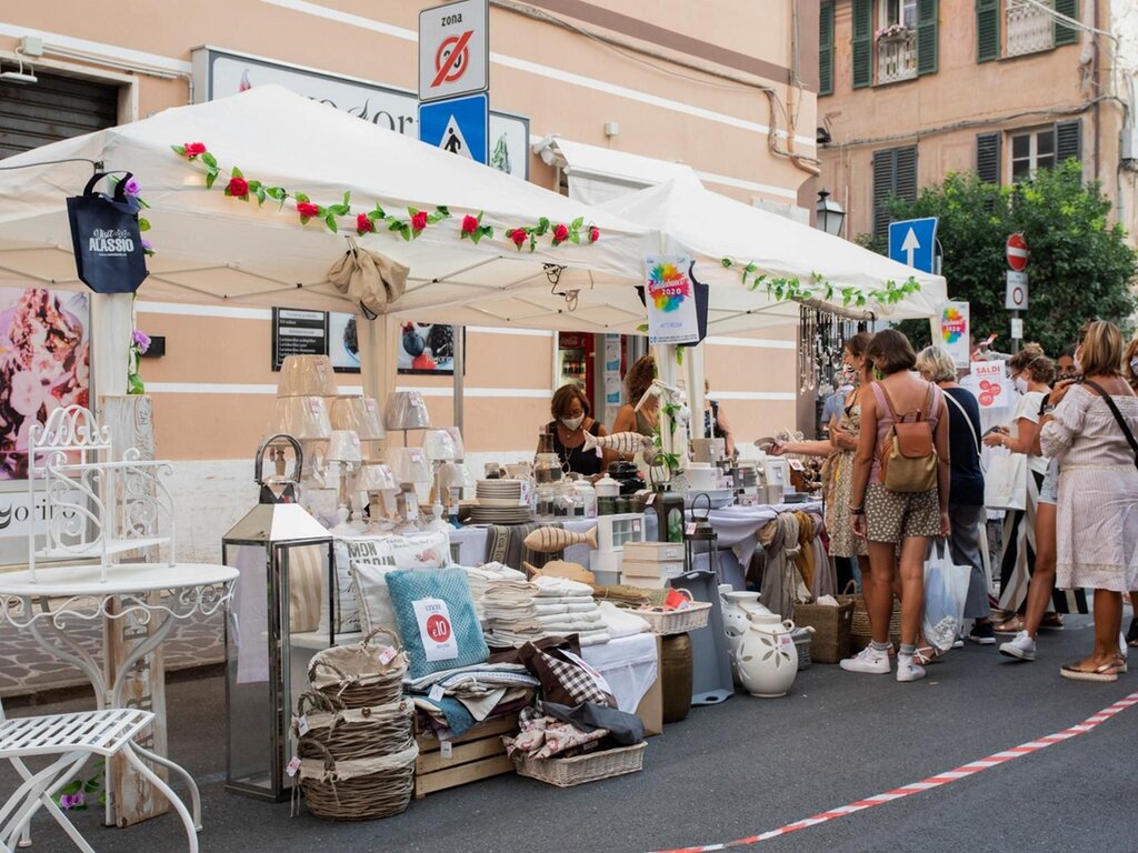 L'evento per gli amanti dello shopping ad Alassio | © Archivio foto visitalassio.com