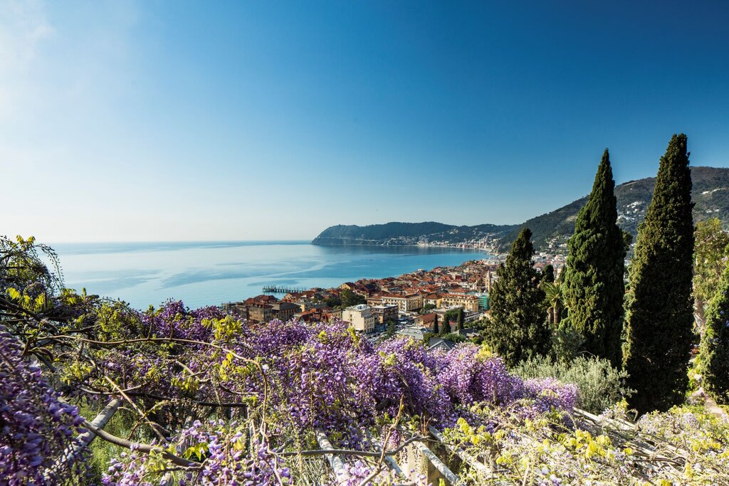 Prenota in Liguria la tua vacanza mare sulle spiagge di Alassio | © Archivio visitalassio.com