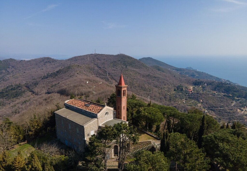 Madonna Della Guardia Vista Mare