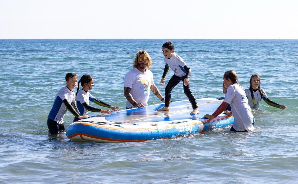 Surfing lesson