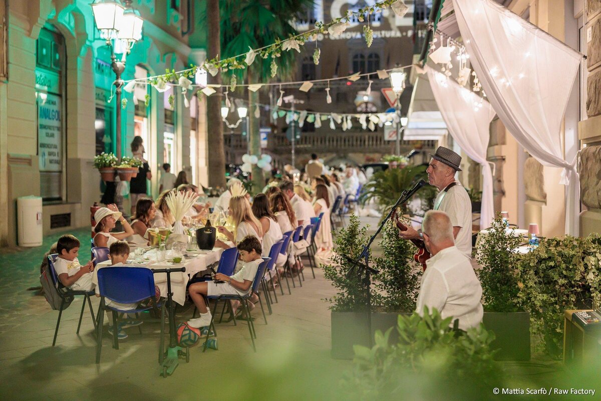 White dinner