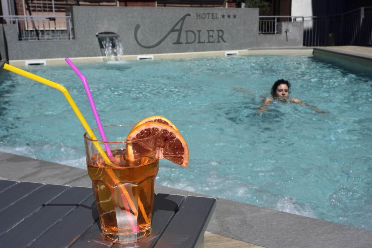 Piscina riscaldata 7 foto rimpicciolita