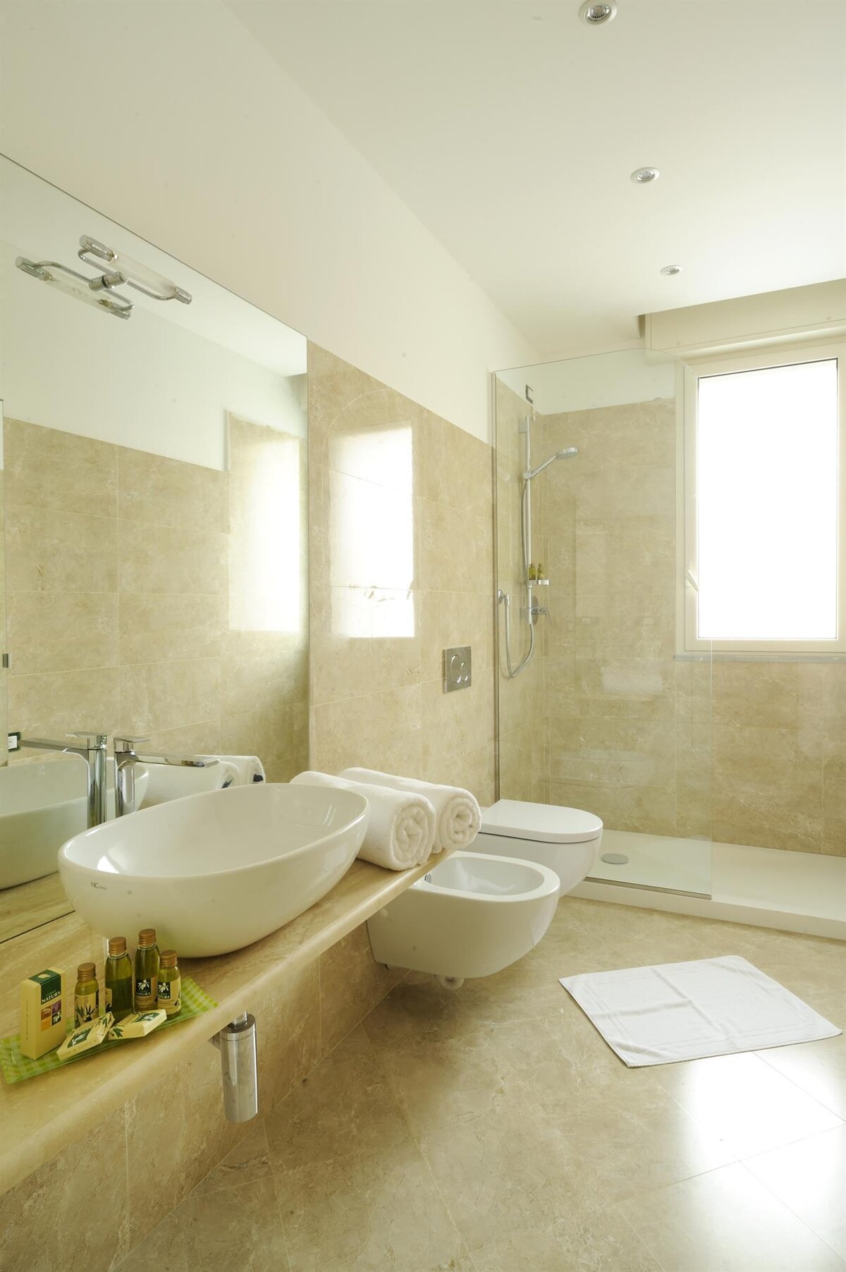 Bagno Trilocale
