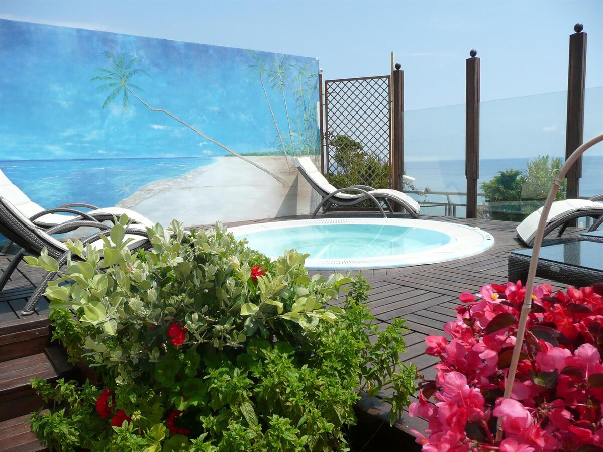 REGINA hotel solarium est - Regina Hotel