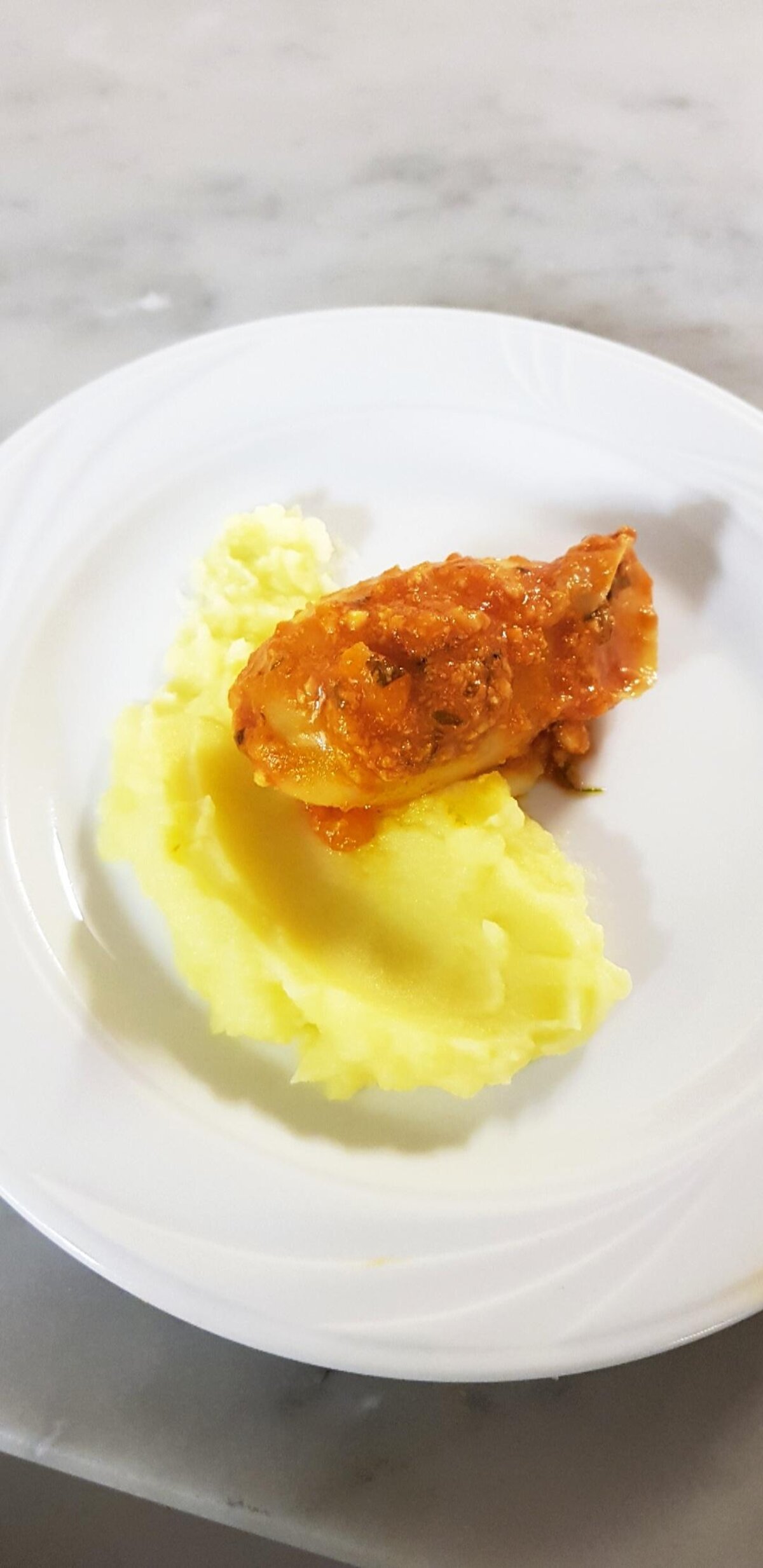 calamaro ripieno su crema di patate