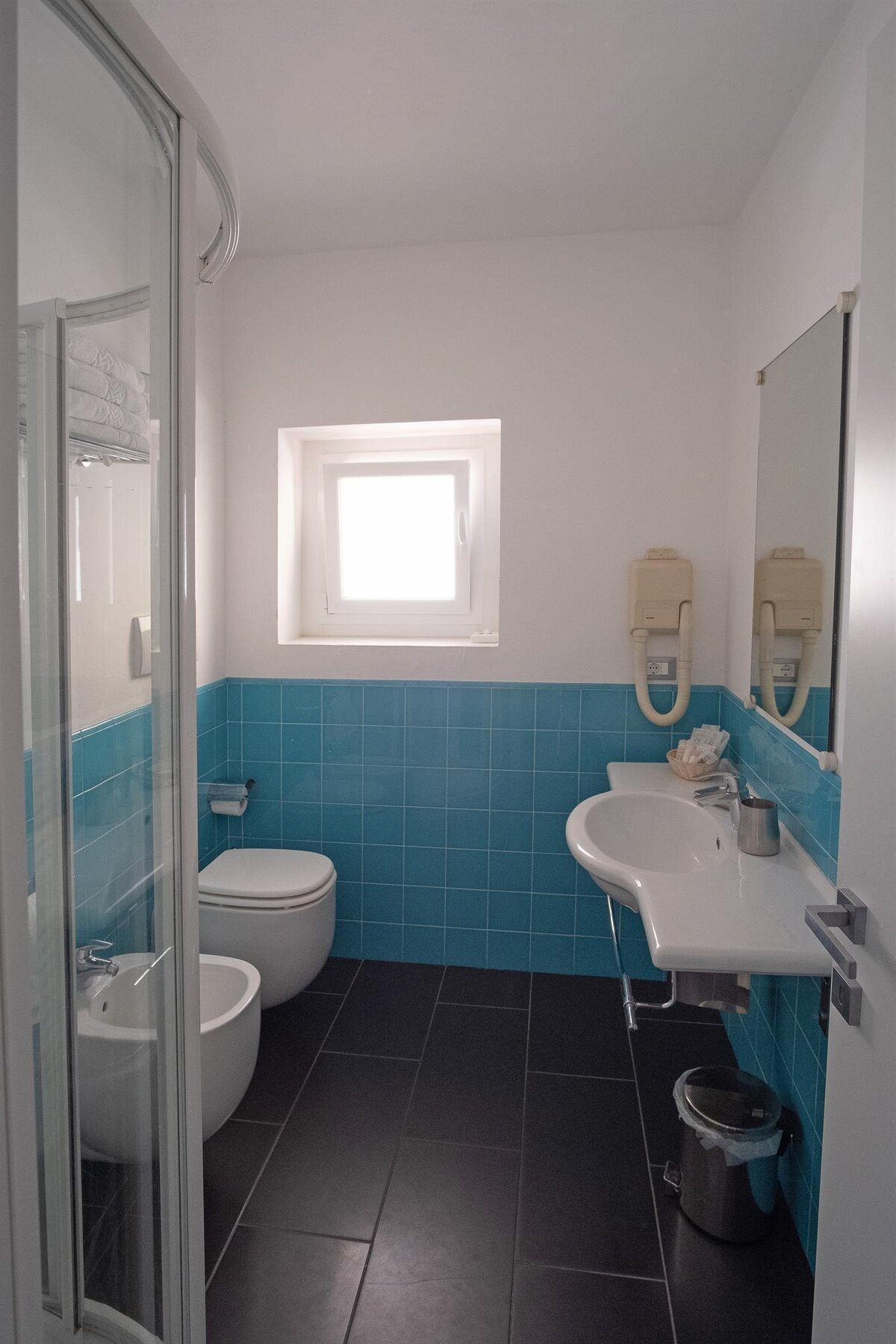 solemare bagno bilocale fronte mare -037