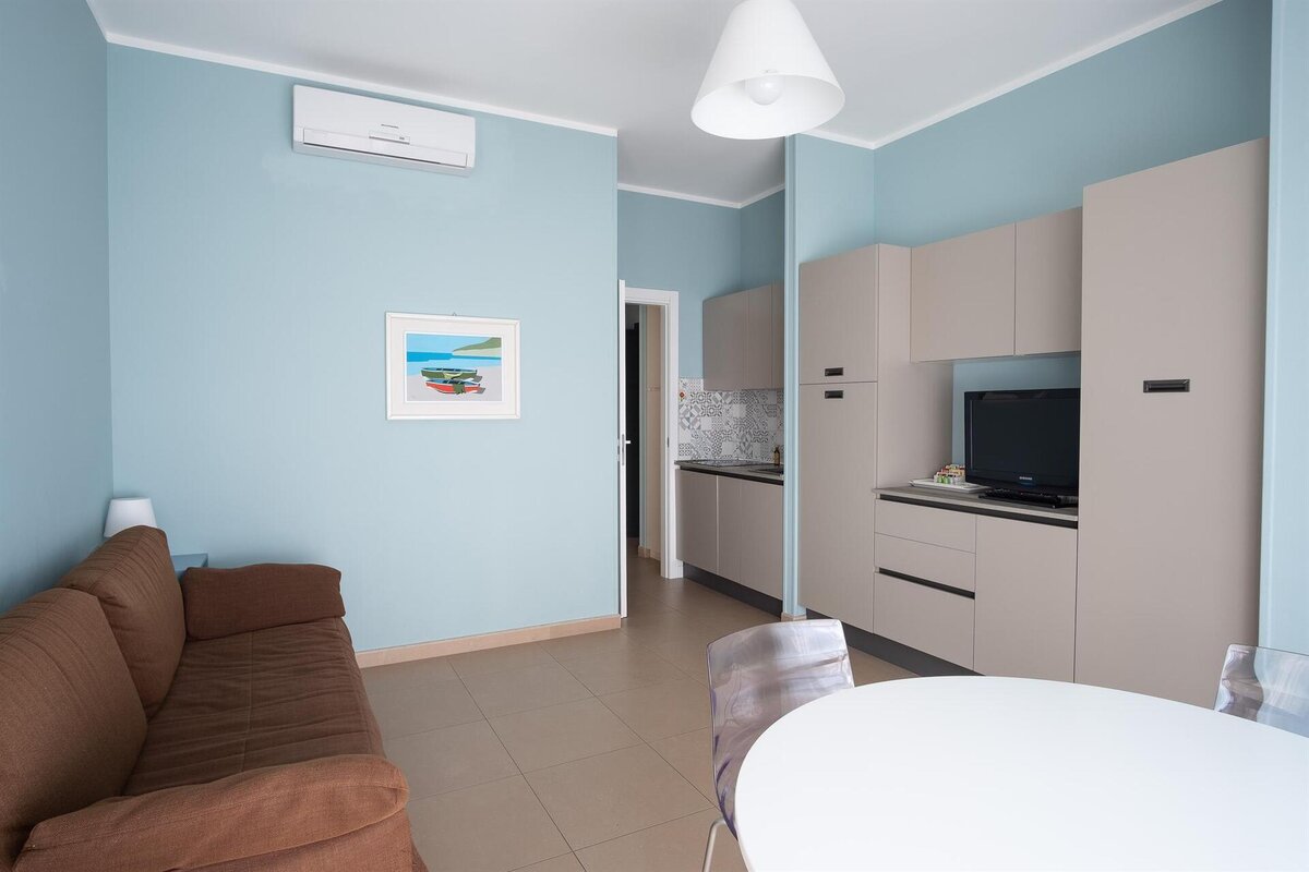 solemare bilocale fronte mare