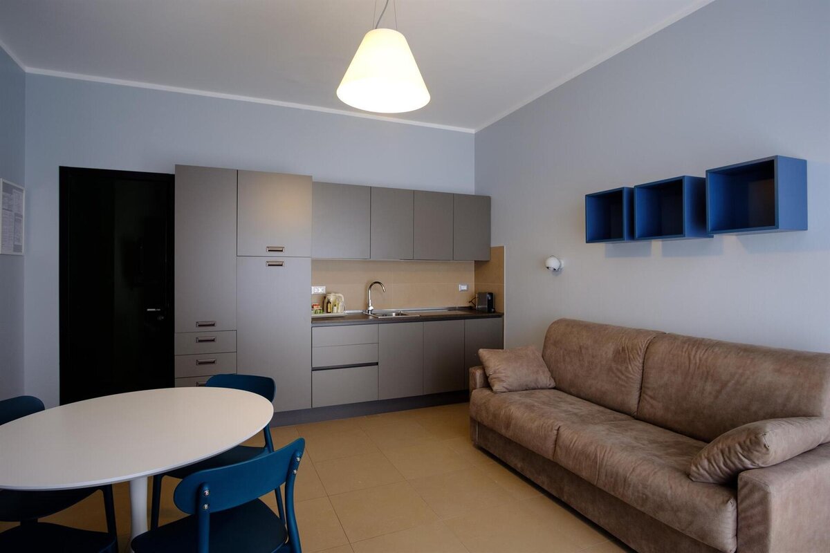 solemare mono fronte mare con balcone -024