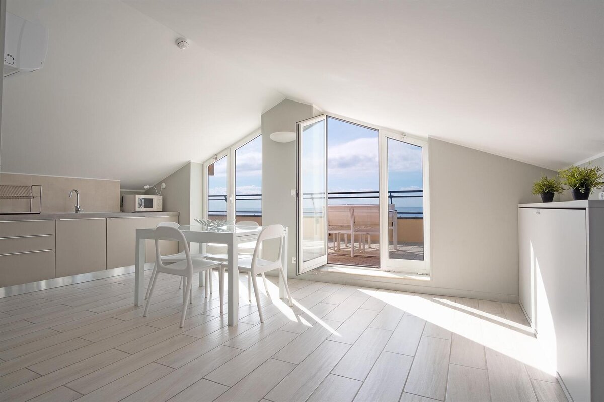 Trilocale fronte mare