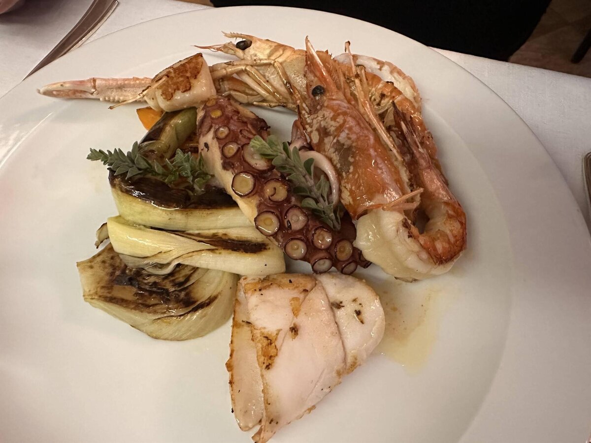 Ligure Blue Restaurant 1