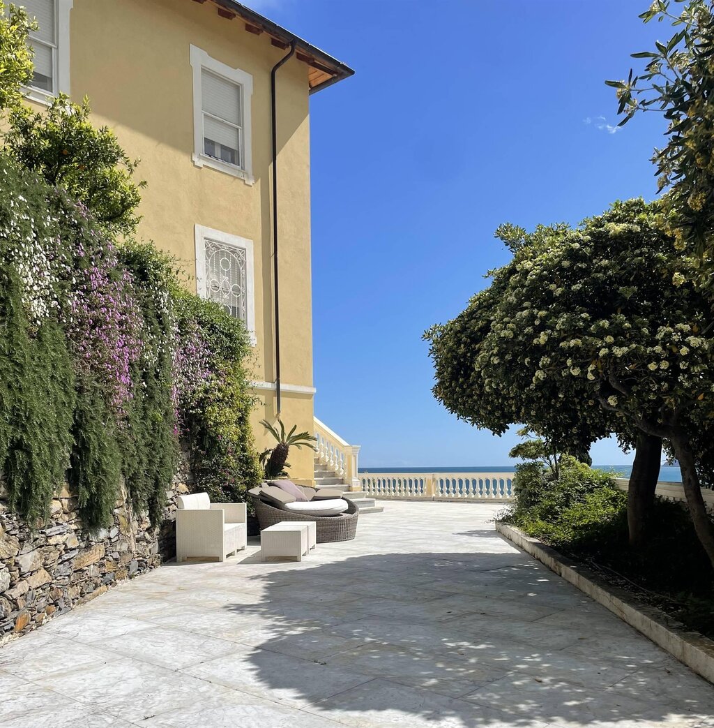 Villa della Loggia